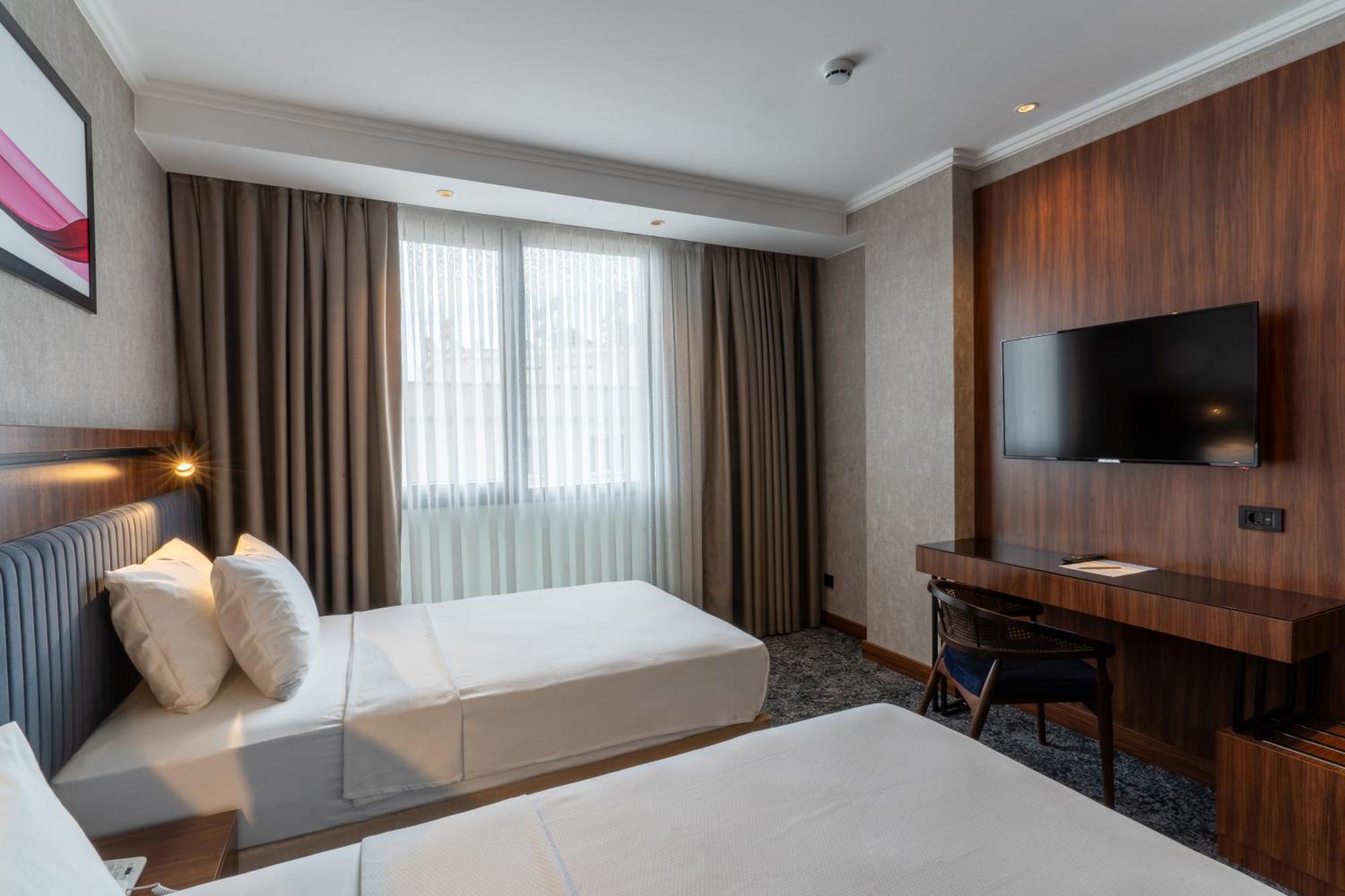 Hotel Ramada By Wyndham Gaziantep Extérieur photo