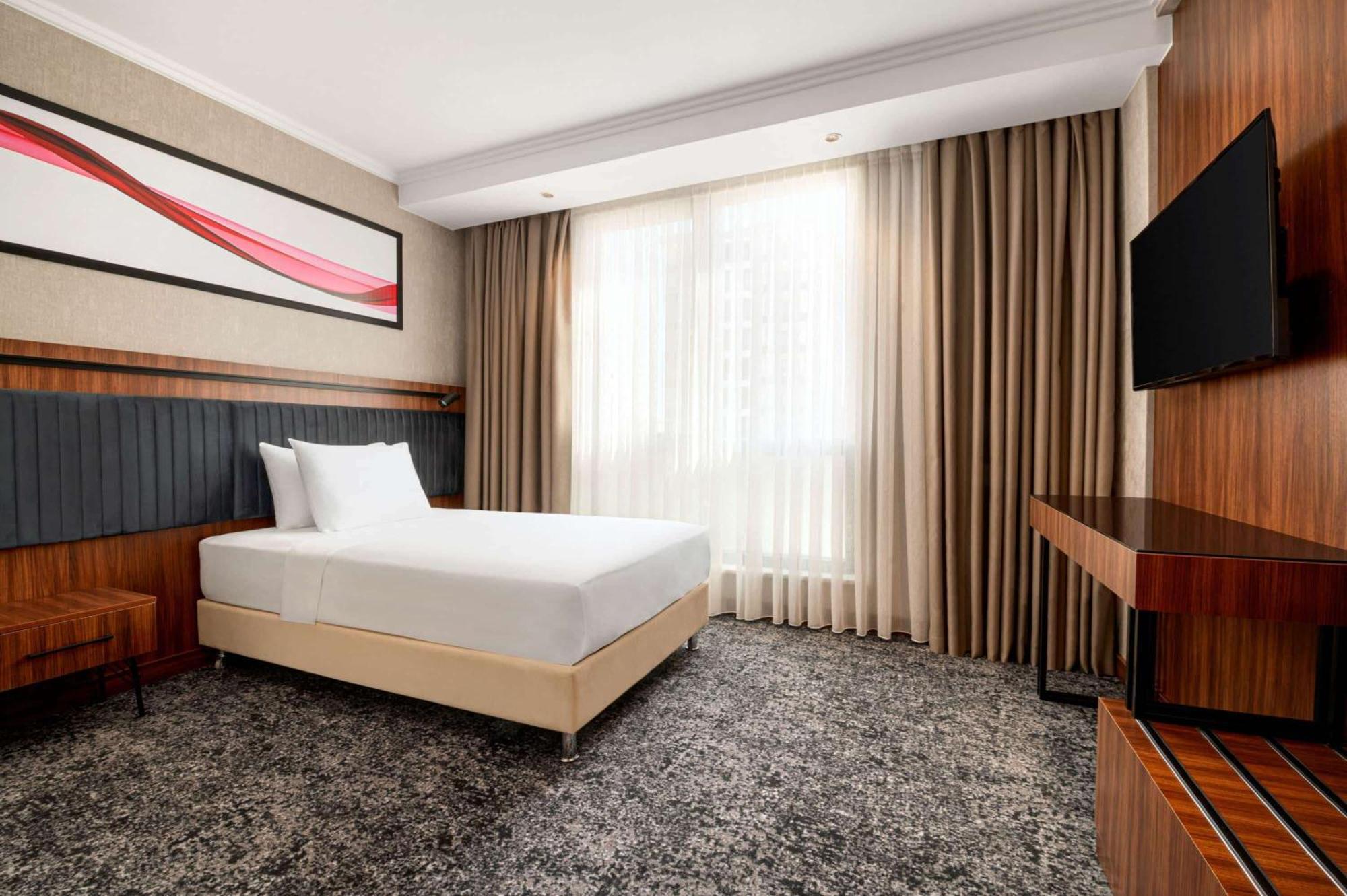Hotel Ramada By Wyndham Gaziantep Extérieur photo